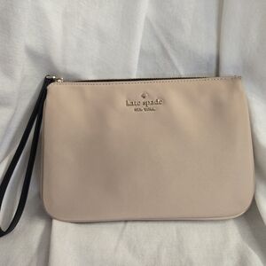 Kate Spade Chelsea Warm Beige Wristlet/Pouch NWOT